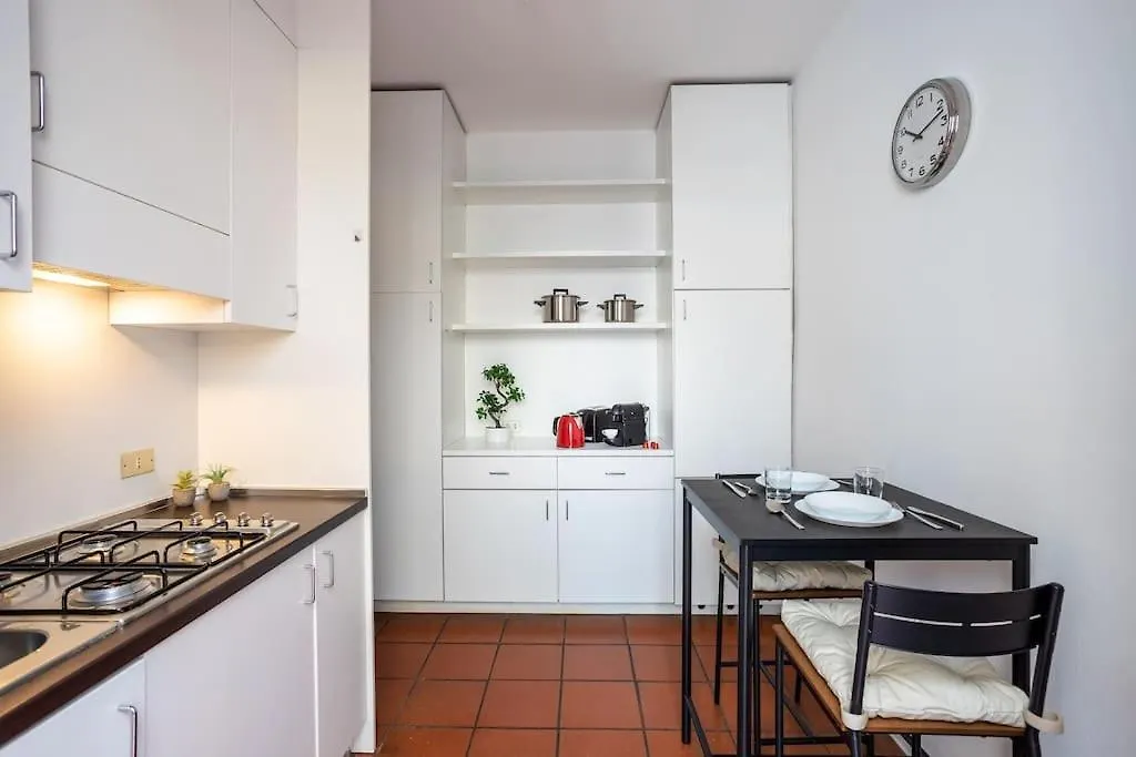 Appartamento Solferino 29 - Brera Duomo With Private Garden Milano 0*,  Italia