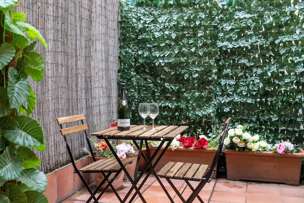 Appartamento Solferino 29 - Brera Duomo With Private Garden Milano 0*,  Italia